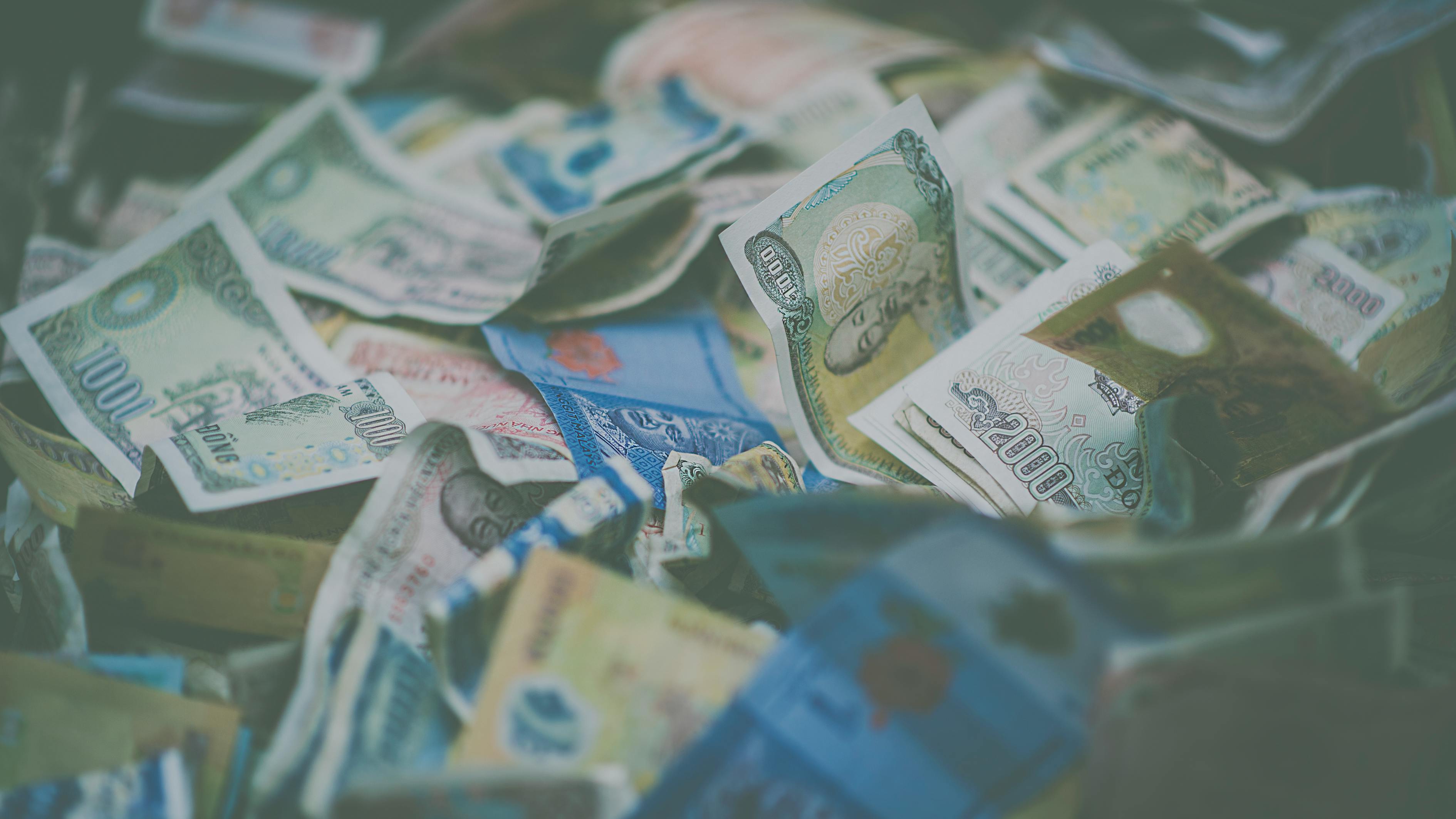 比特币与标普500，投资者眼中的新金融双雄——买入策略深度解析，比特币与标普500，新金融双雄投资策略揭秘