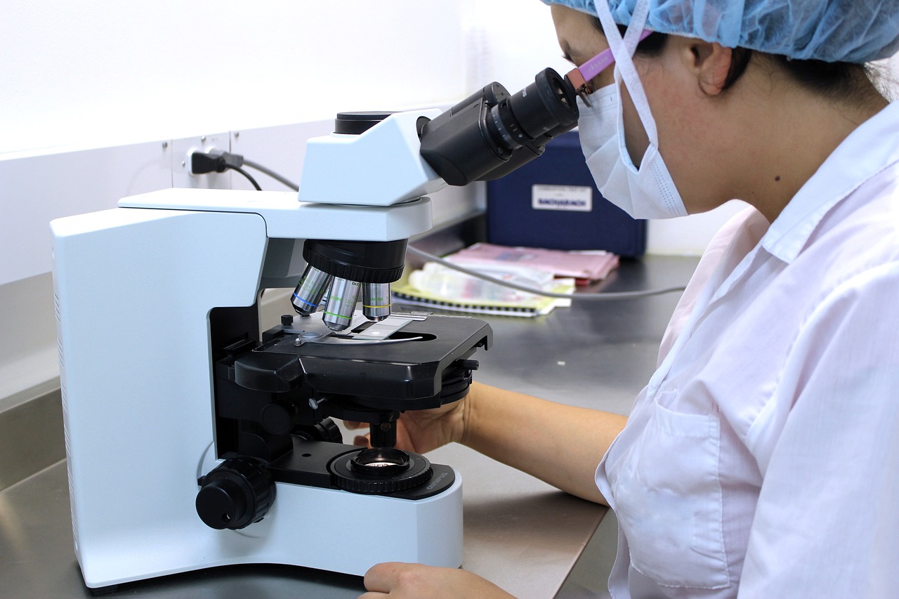我国科学家利用CRISPR-Cas9技术在CAR-T细胞中实现多基因编辑