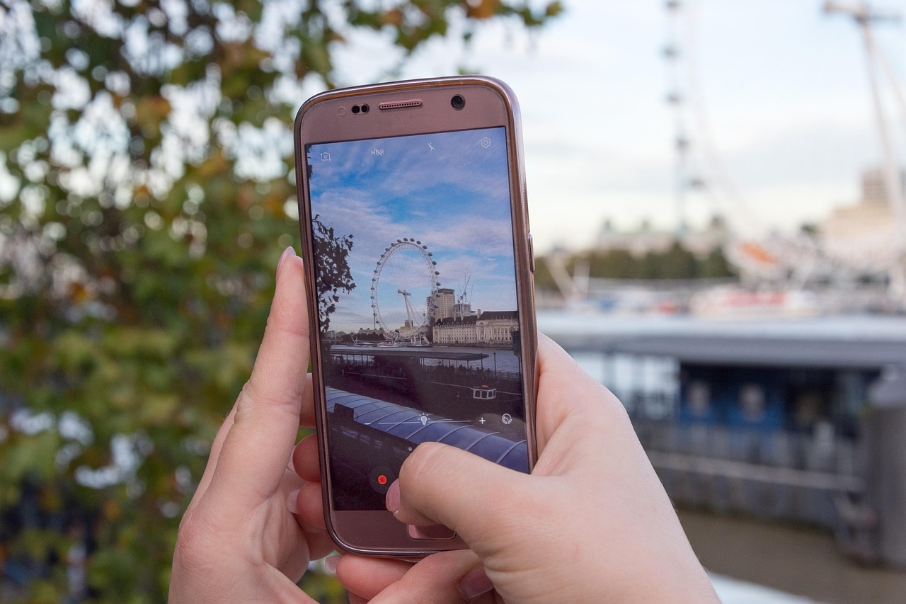 oppp最新款手机5g，OPPO 5G手机深度解析：性能、拍照、续航与购买建议